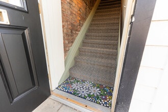 318 W State St in Sycamore, IL - Building Photo - Building Photo