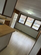 1108 S Walnut Dr in Erwin, TN - Building Photo - Building Photo