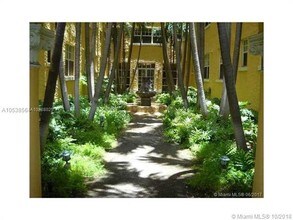 1255 Pennsylvania Ave-Unit -311 in Miami Beach, FL - Building Photo - Building Photo