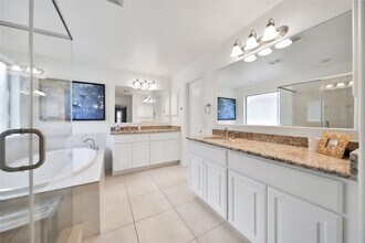 5309 Larkin St in Houston, TX - Building Photo - Building Photo