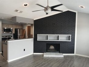2500 E Park Blvd in Plano, TX - Building Photo - Building Photo