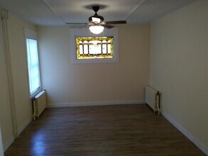 12 Orchard St in Spring Valley, NY - Foto de edificio - Building Photo