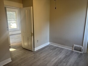 1534 3rd Ave SE in Cedar Rapids, IA - Foto de edificio - Building Photo