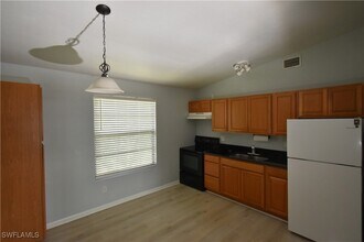 1269 SE 8th Terrace, Unit 3 in Cape Coral, FL - Building Photo - Building Photo