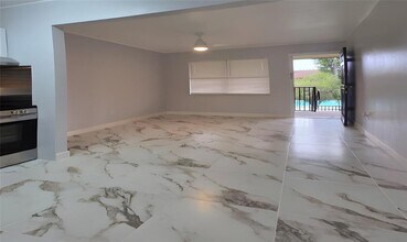 2500 Harn Blvd in Clearwater, FL - Building Photo - Building Photo