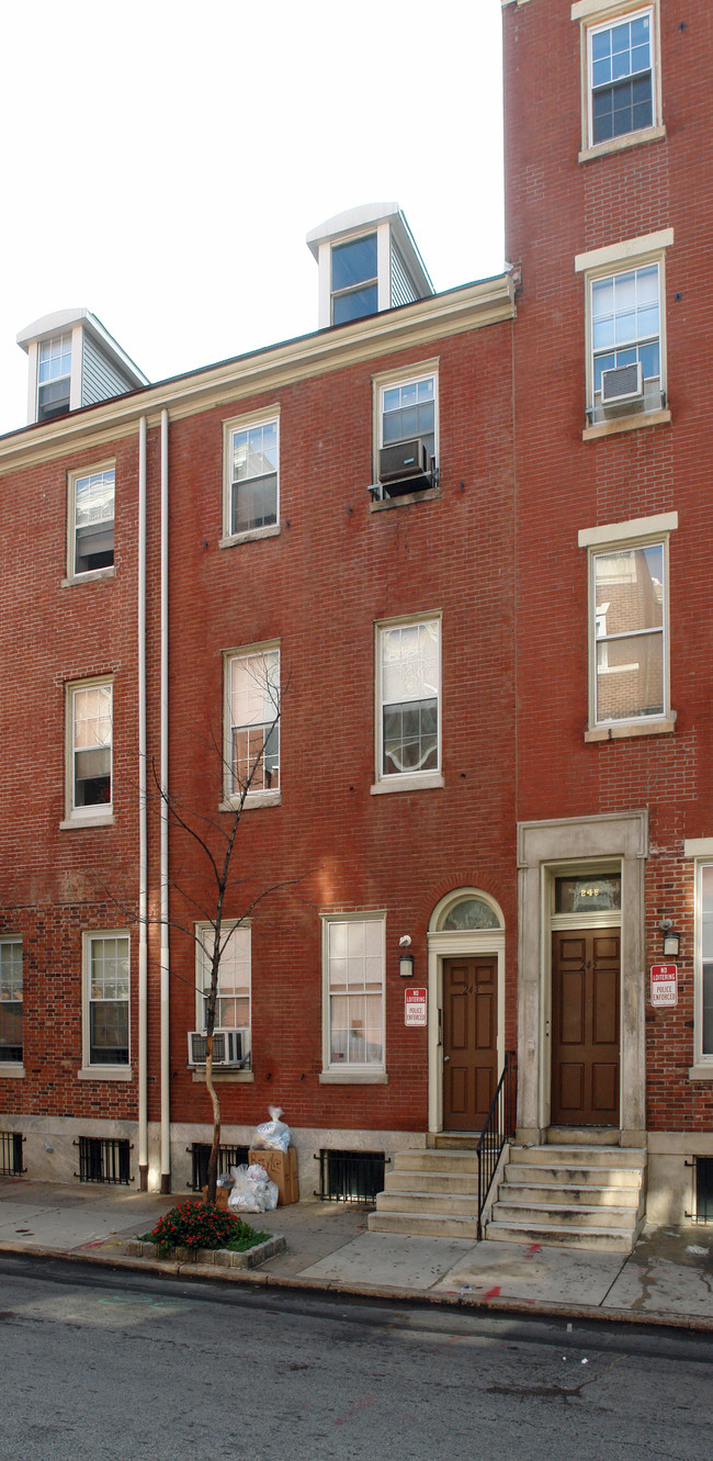 243 S 13th St in Philadelphia, PA - Building Photo - Building Photo