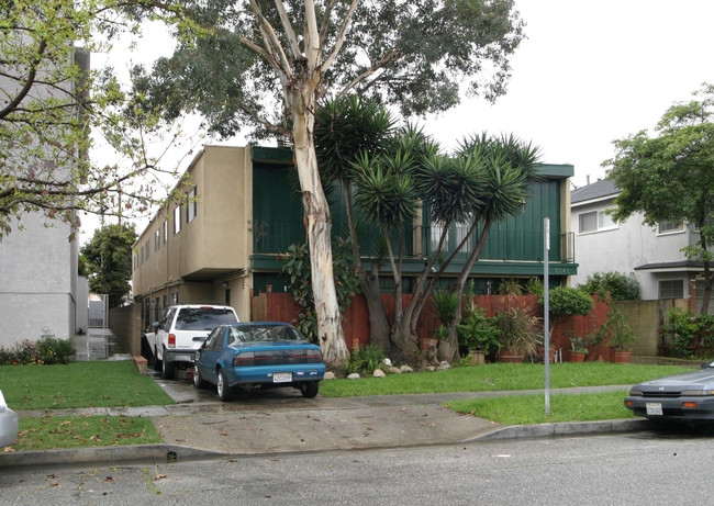 3545 Keystone Ave in Los Angeles, CA - Foto de edificio - Building Photo