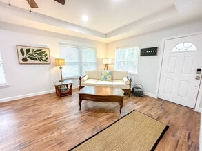 942 SE 7th Ave in Gainesville, FL - Building Photo - Building Photo