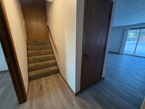 301 23rd St SE in Willmar, MN - Building Photo - Building Photo