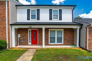 2168 Westbury Ct SW in Decatur, AL - Building Photo