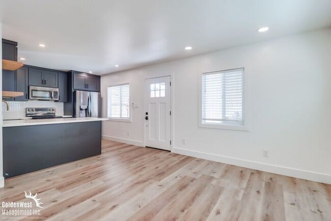 2540 Fairmount Ave in San Diego, CA - Building Photo - Building Photo