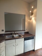 5605 Mexico Gravel Rd in Columbia, MO - Building Photo - Building Photo