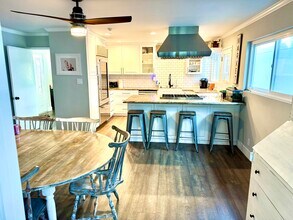 1606 W 22nd St in Los Angeles, CA - Building Photo - Building Photo