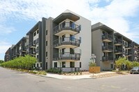 Building Photo - Crescent Highland Apartments in Phoenix, Arizona