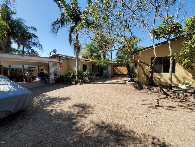 property at 1929 San Andres St