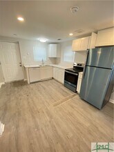 2028 Gugel St in Savannah, GA - Building Photo - Building Photo