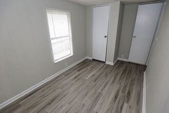 707 Francis St E in Jacksonville, AL - Building Photo - Building Photo
