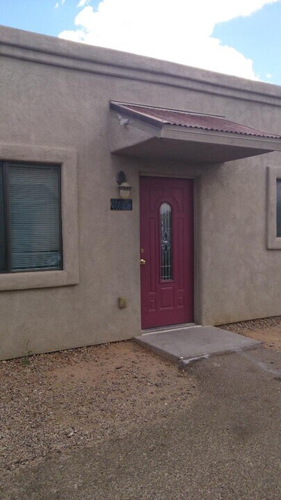2668 N Haskell Dr in Tucson, AZ - Building Photo