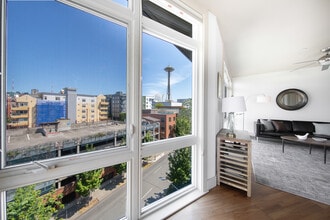 159 Denny Way, Unit 603 in Seattle, WA - Building Photo - Building Photo