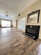 4619 Trevor Hill Dr in Houston, TX - Foto de edificio - Building Photo