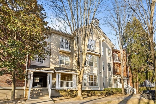 property at 5641 Roswell Rd