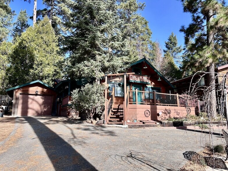 53290 Deer Foot Ln in Idyllwild, CA - Building Photo