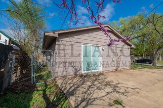 905 E Osie St in Wichita, KS - Building Photo - Building Photo