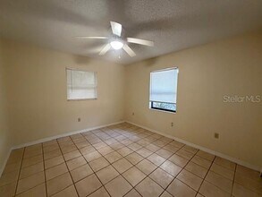 32818 Lake Square Ct in Leesburg, FL - Building Photo - Building Photo