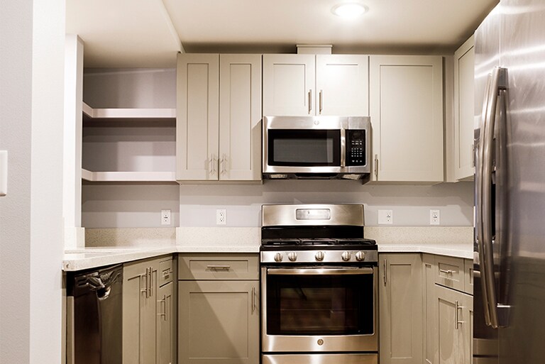 1025 S Berendo St in Los Angeles, CA - Building Photo