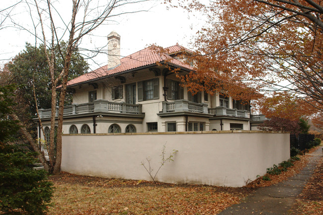 1508 Cherokee Rd in Louisville, KY - Building Photo - Building Photo