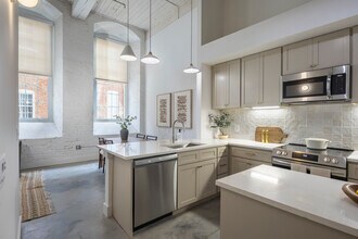 The Lofts at King Mill in Augusta, GA - Foto de edificio - Interior Photo