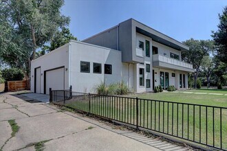 6435 E 6th Ave Pkwy in Denver, CO - Building Photo - Building Photo