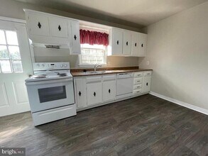 1421 Dandridge St in Fredericksburg, VA - Building Photo - Building Photo