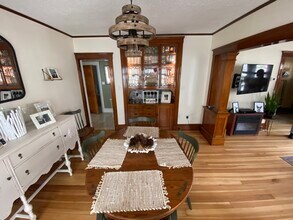 23 Train St, Unit 1 in Boston, MA - Foto de edificio - Building Photo