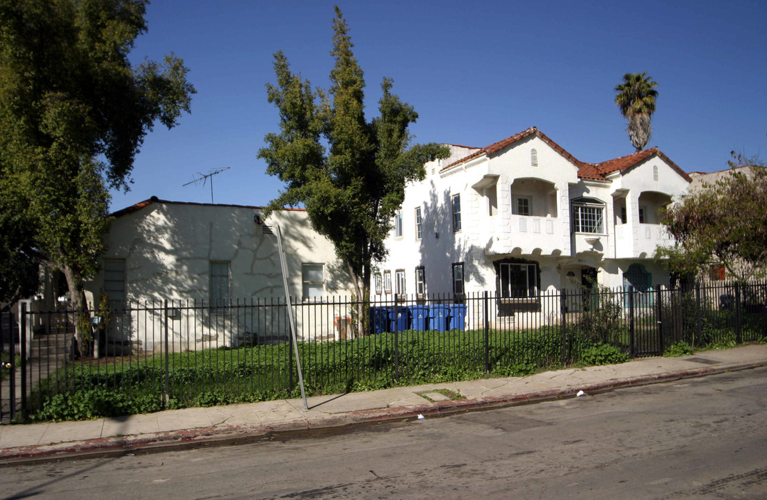 405 Coronado Ter in Los Angeles, CA - Building Photo