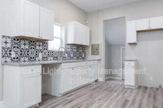 164 W Arizona St in Indianapolis, IN - Building Photo - Building Photo