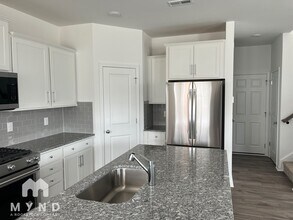 13027 Garren Vw Ln in Charlotte, NC - Building Photo - Building Photo