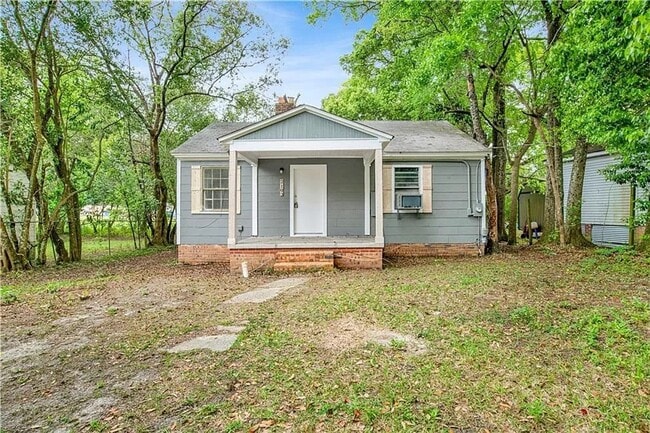 2103 E Victory Dr in Mobile, AL - Building Photo - Building Photo