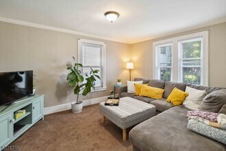 5 Atno Ave in Morristown, NJ - Building Photo - Building Photo