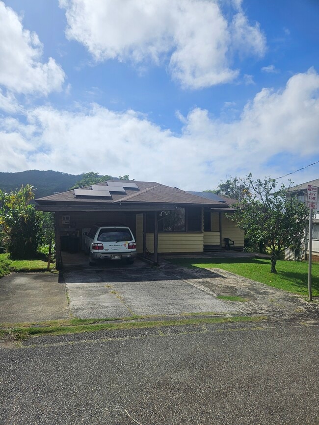 property at 2405 Myrtle St