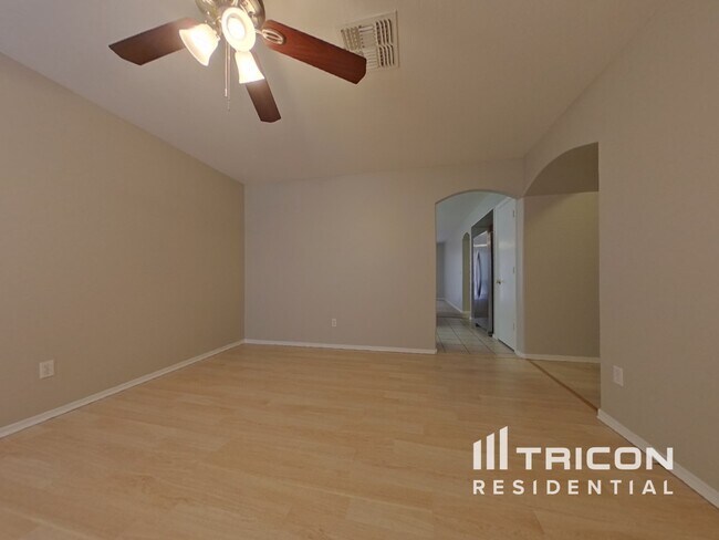 20 N 220th Ln in Buckeye, AZ - Building Photo - Building Photo