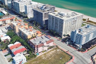 8816 Collins Ave, Unit 206 in Surfside, FL - Building Photo - Building Photo