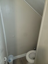 232 Elm St, Unit Apt 4 in Holyoke, MA - Building Photo - Building Photo