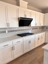 12050 SW Autumnview St in Tigard, OR - Building Photo - Building Photo