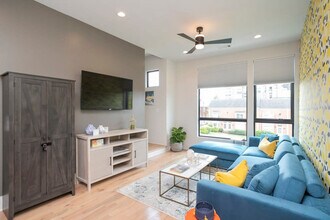 1700 19th Ave S in Nashville, TN - Building Photo - Building Photo