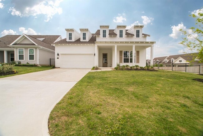 2344 Goldenglade Dr