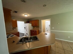8012 Rocky Creek Dr in Columbus, GA - Building Photo - Building Photo