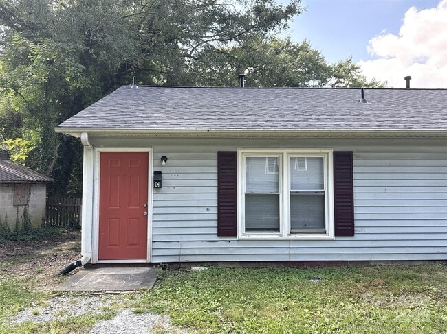 property at 609 W Davidson Ave