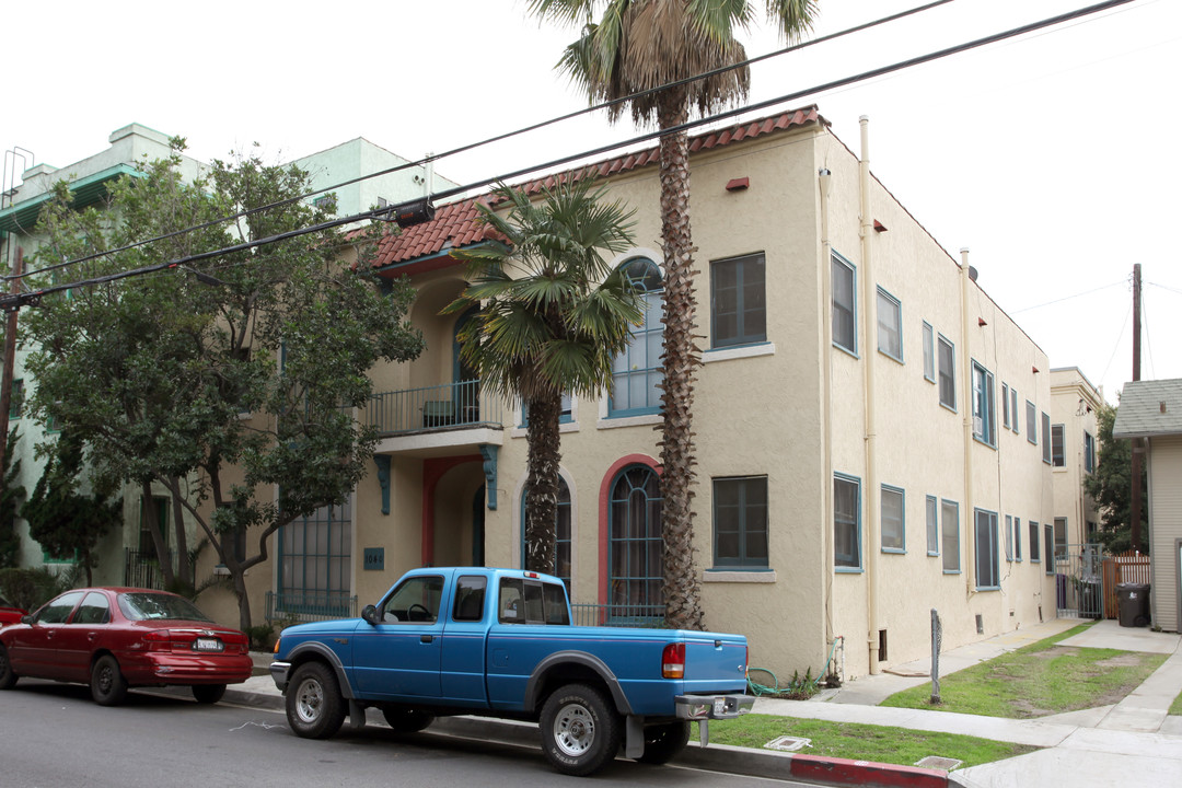 1035 E Broadway, 1040 E Appleton Apartments in Long Beach, CA - Building Photo