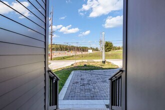 2922 Stokers Ln in Nashville, TN - Foto de edificio - Building Photo